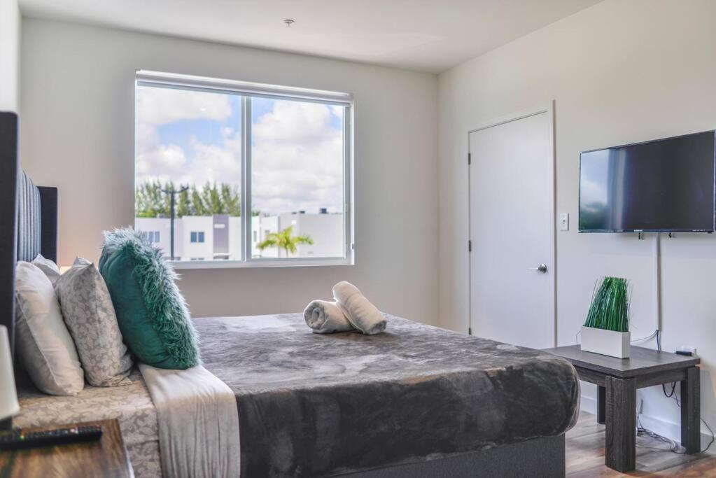 Awesome 3Br Townhouse 15Minutes From The Beach Miami Exterior foto